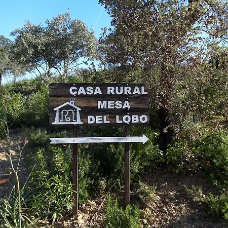 Mesa Del Lobo Cabrahigo